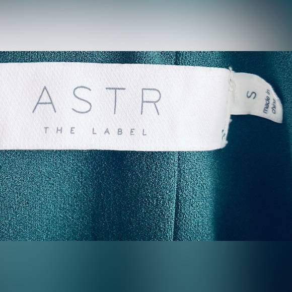 Astr Strapless Dark Green Dress - Picture 3 of 3